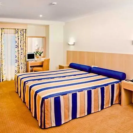 Mare Otel Nazaré